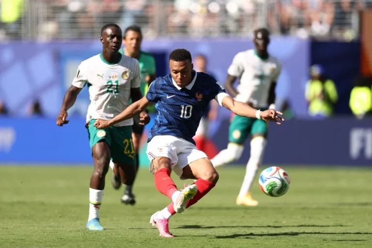 Kylian Mbappé and Erling Haaland ahead of the France vs Norway World Cup match.